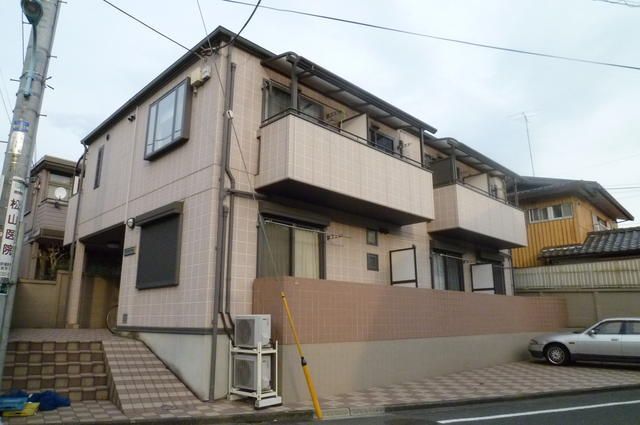 メゾンベレーザの外観画像