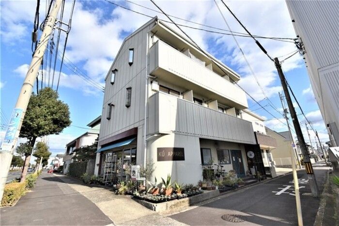 シャインコートの外観画像