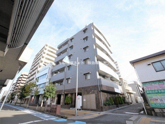 ロイヤルコート岡町の外観画像