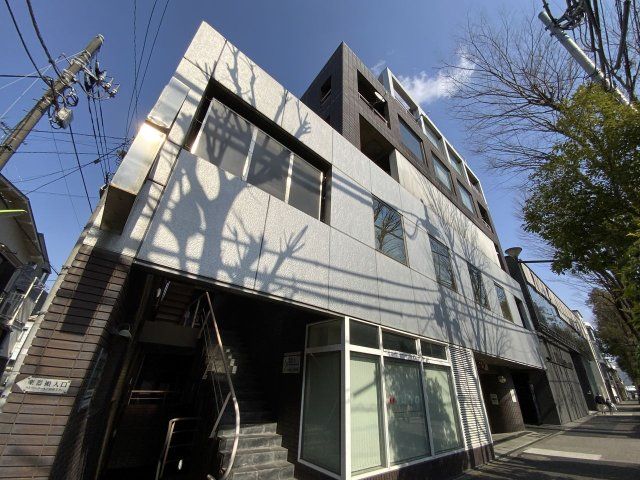 ベルヴィ野沢の外観画像