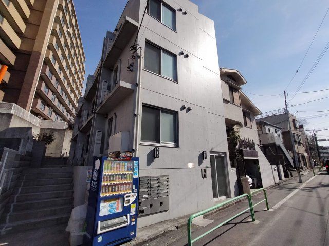 AP121 グリシュアーヴ旭町の外観画像