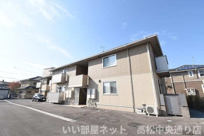 メゾンシャルム春日の外観画像