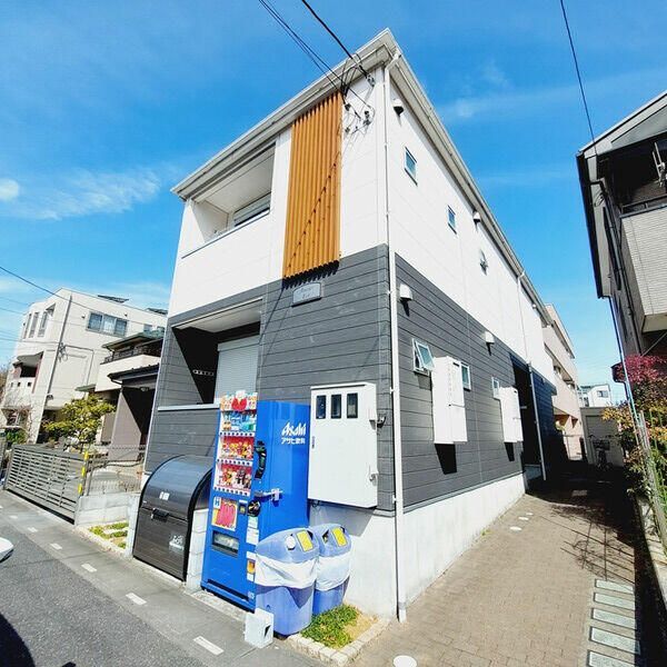 アムールエストの外観画像