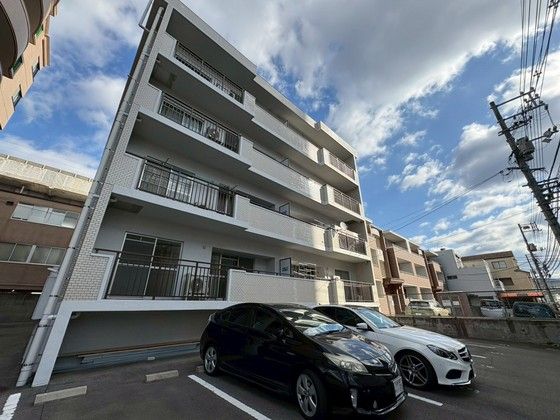 新町マンションの外観画像