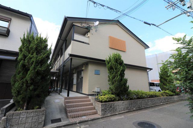レオパレス吉川の外観画像