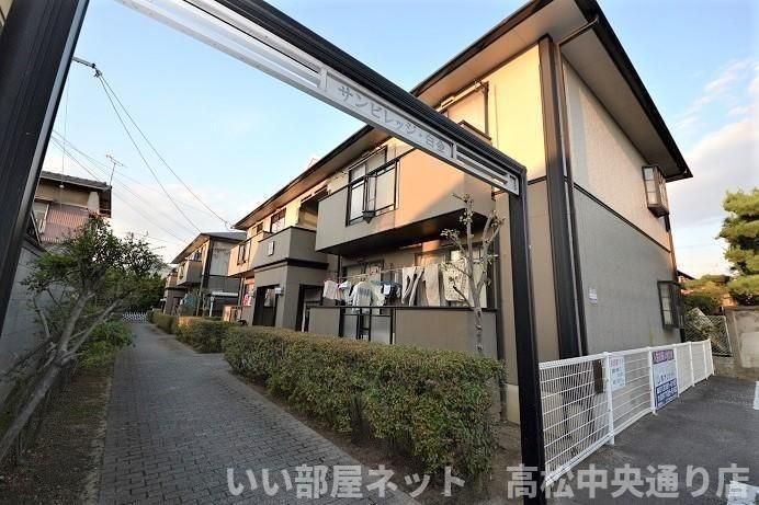 サンビレッジ白金B棟の外観画像