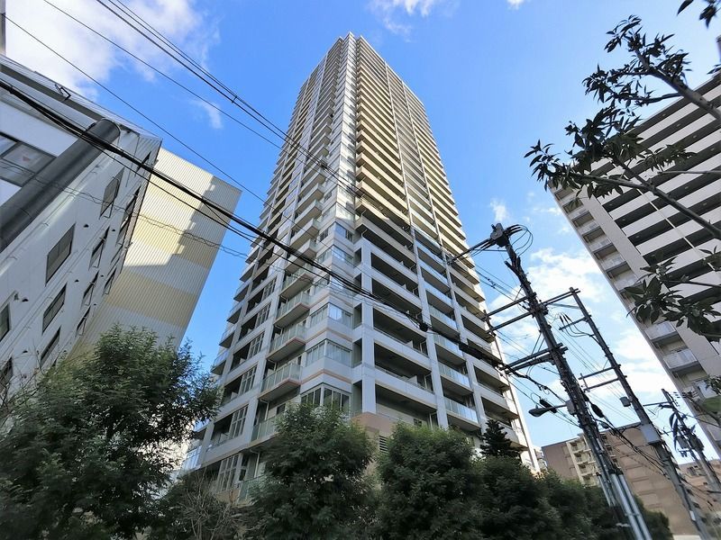 アデニウムタワー梅田イーストスクエアの外観画像