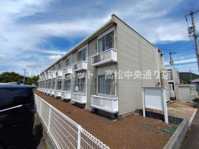 レオパレスボヌールの外観画像
