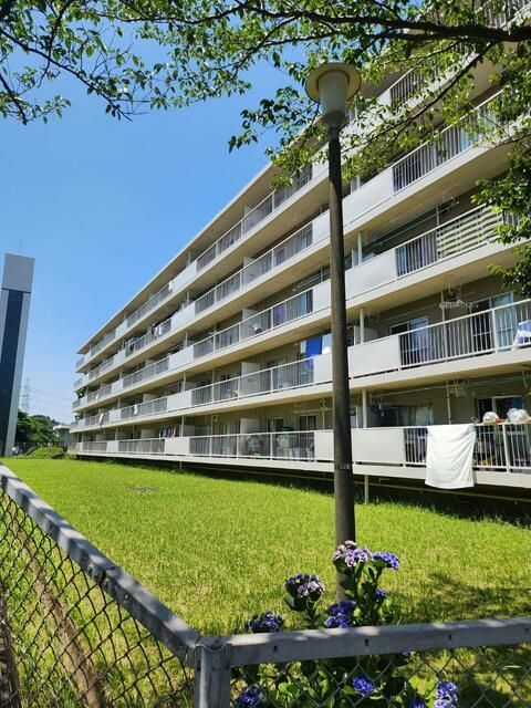 貸マンション 横浜市金沢区六浦南4丁目の外観画像