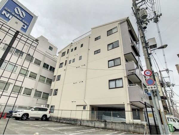 ロイヤルハイツ別所の外観画像