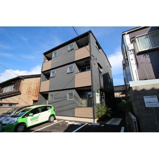Laniの外観画像