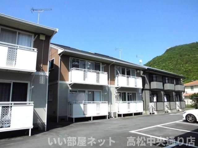 シャインポート屋島 A棟の外観画像