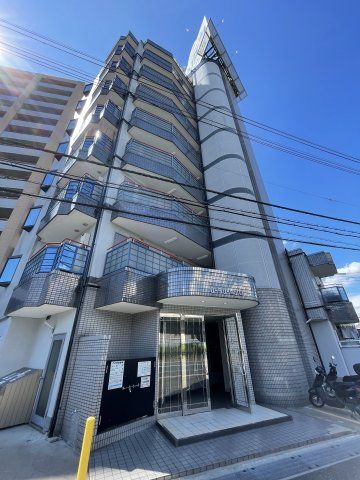 ロータリーマンション出口の外観画像