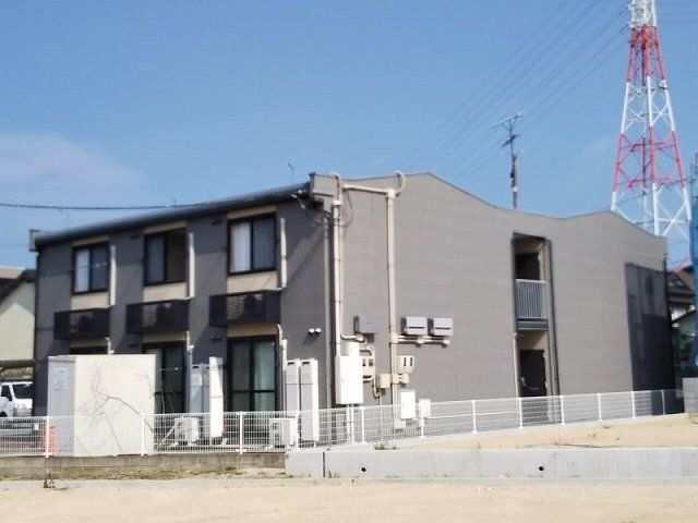 レオパレスリバーサイド小泉の外観画像