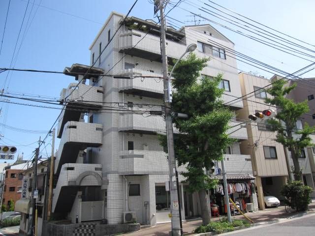 ブランハイムの外観画像