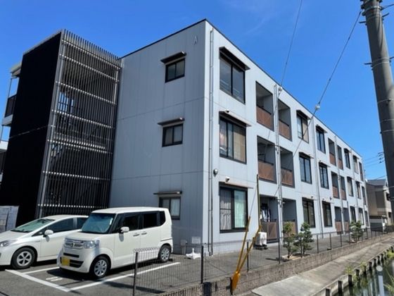 ビューティリメイン A棟の外観画像