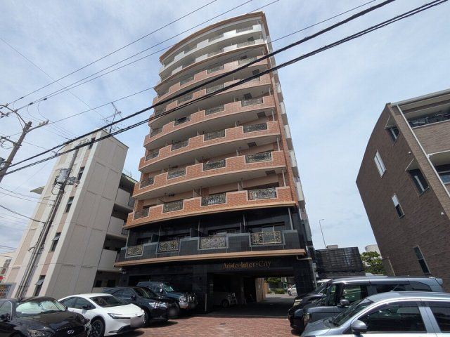アリスト・インターシティの外観画像