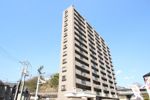 ファミール毘沙門台駅前の外観画像