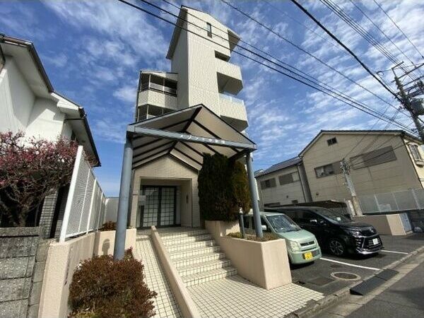メゾンド中新開の外観画像