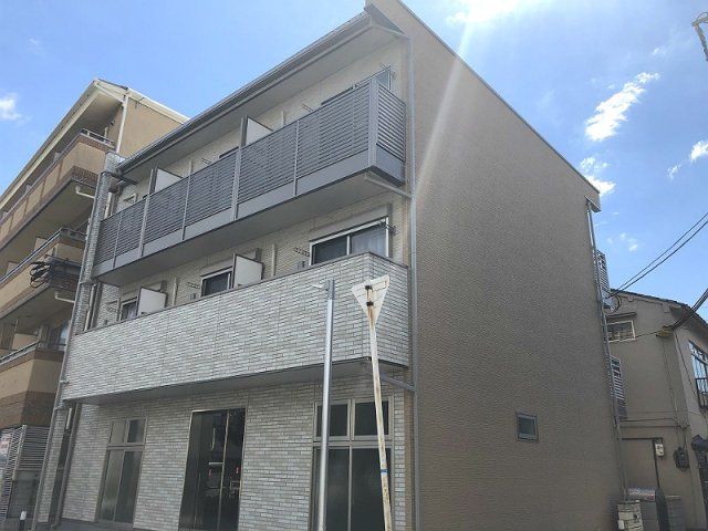 クレイノアズールの外観画像