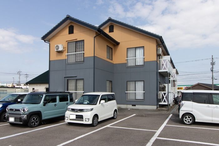 パールハイツとなみ2の外観画像