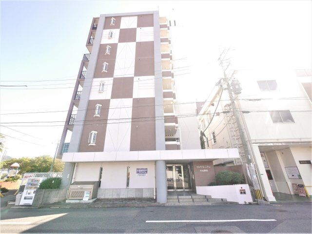 コンドミニアム穴生駅前の外観画像