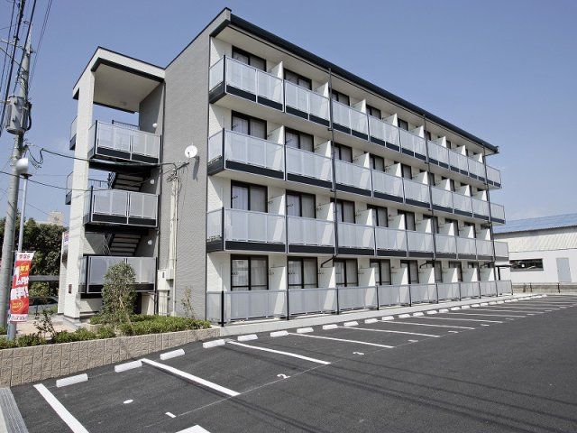 レオパレスLAVITAの外観画像