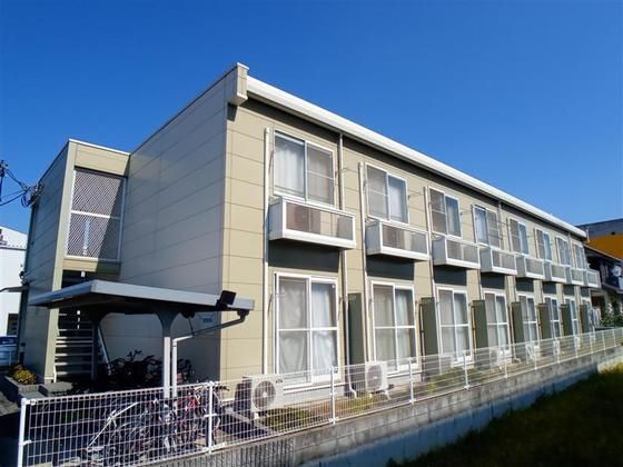 レオパレス鴨川の外観画像