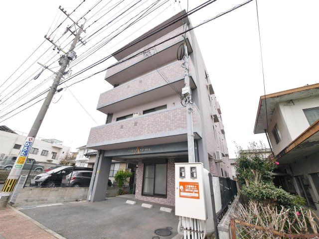 ファーストステージの外観画像
