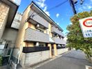 プラーフ岡本の外観画像