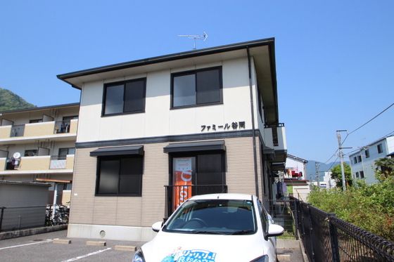 ファミール谷岡の外観画像