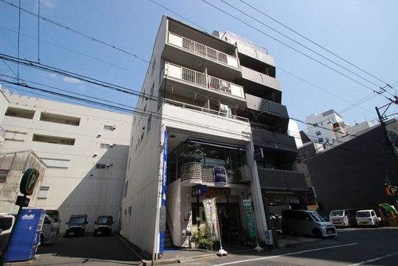 平岩ビルの外観画像