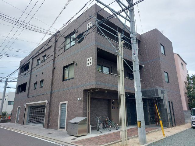 THE 岩崎の外観画像