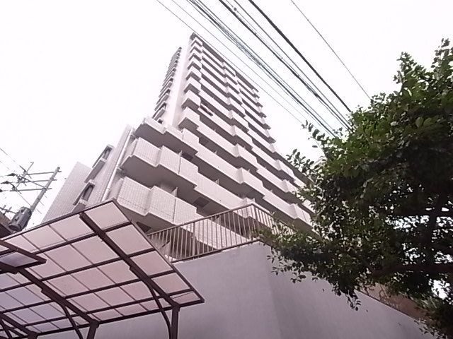 ライオンズマンション六本松第3の外観画像