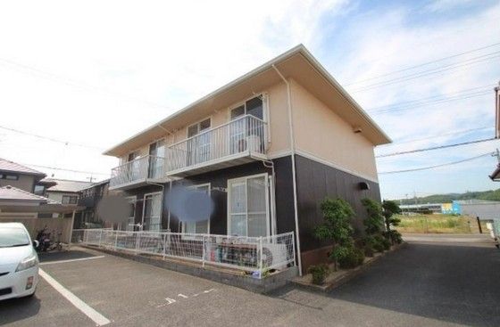 イーストアベニュー安達 A棟の外観画像