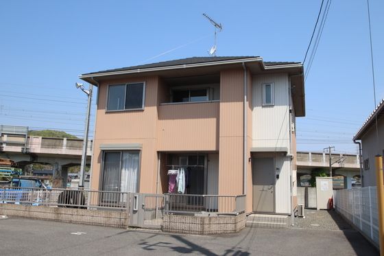 レザン ヴェルジェ Bの外観画像
