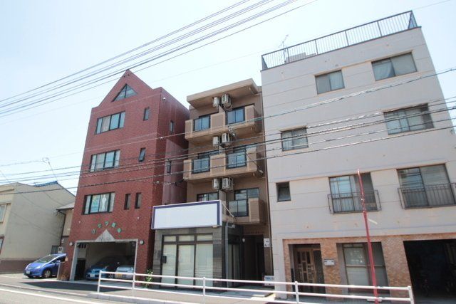 シャルマンタカハシの外観画像