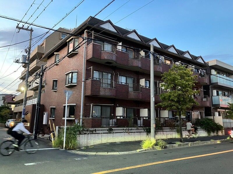 クレスト富浜の外観画像