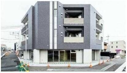 Glanz Estの外観画像