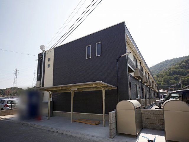 レオネクストサムシンエルスの外観画像