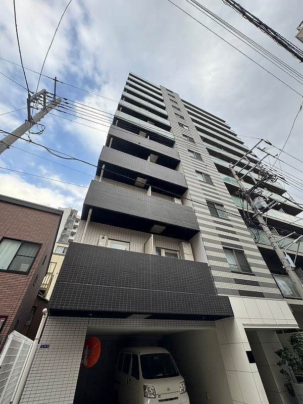 エストゥルース入谷の外観画像