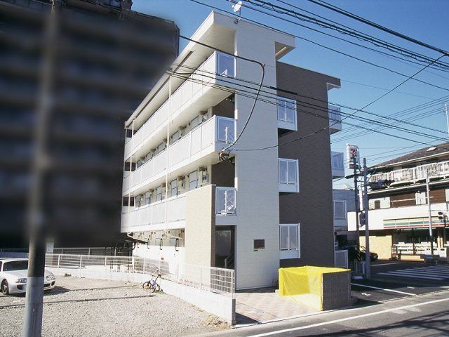 レオパレスリンデンバウムの外観画像
