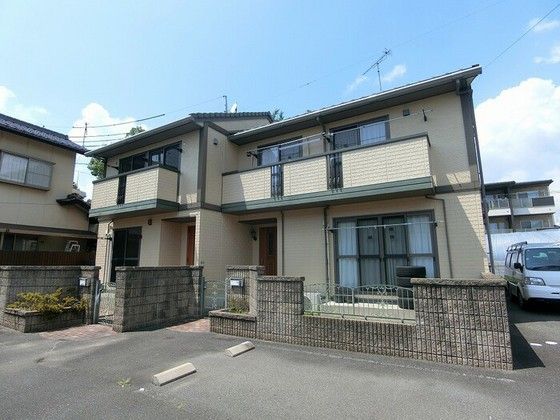 グランシャリオ A棟の外観画像