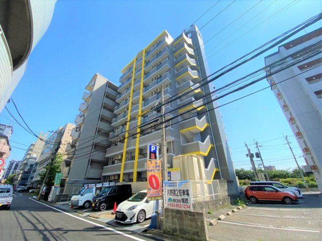 リファレンス片野の外観画像
