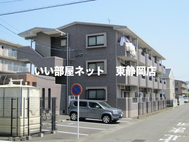 エモシオンの外観画像