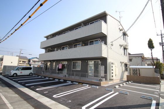 アンリ.Dの外観画像