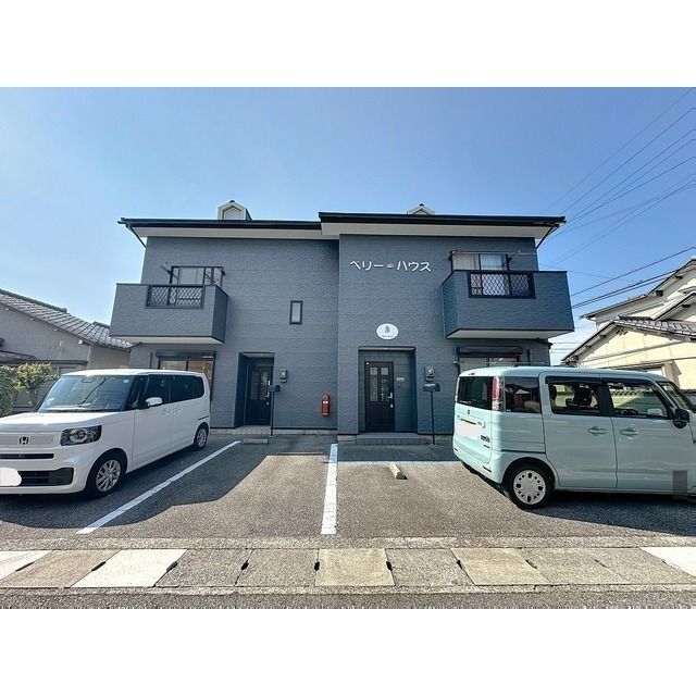 ベリーハウス(本郷町)の外観画像