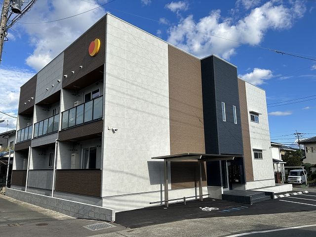 T'sCASK小山の外観画像