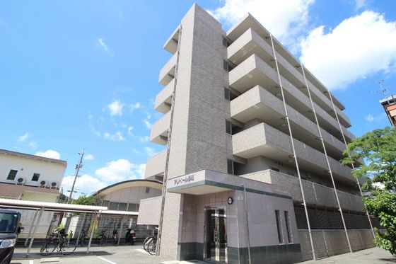 マリベール多聞の外観画像