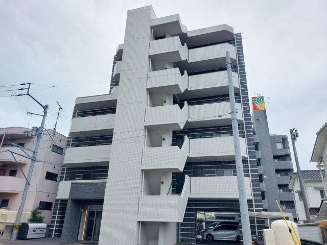 TREIZE REUNION(トレーズレユニオン)の外観画像